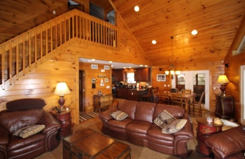 Lakeside Estates House | Bottoms Up double deck dock w/slide, hot tub, near famous 'jumping bridge'