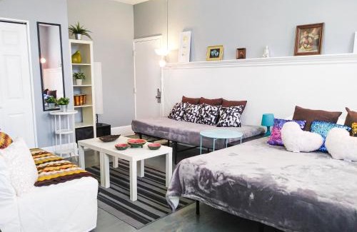 Fishtown Apartment | BOUGlE MicroSpace Balcony AT FISHTOWN