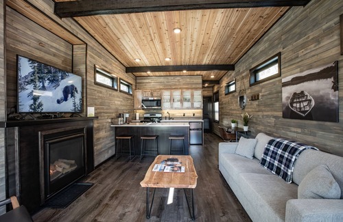 Revelstoke Hotel | Boulder Mountain Resort
