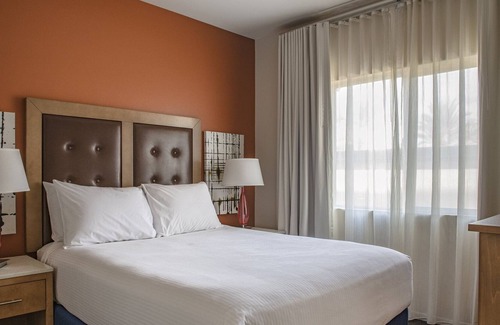 Enterprise Resort | Boulevard Resort 2bdr Queen