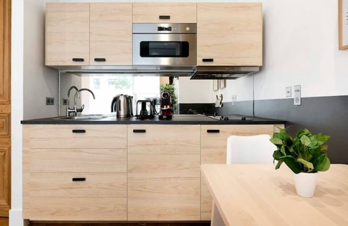 Republique–Point-du-Jour Apartment | Boulogne 2 - Studio Apartment, Sleeps 2