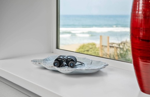 Lincoln Beach House | Boundless Ocean Views From Home and Hot Tub, Pet Friendly, Private Deck, Fireplace, Steps to Beach