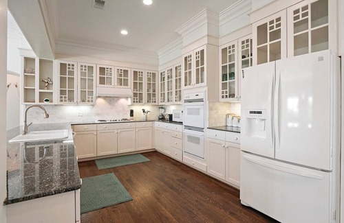 Gulf Pines House | Bourbon Breeze - Beachy Home Near the Gulf with Spacious Outdoor Pool Area
