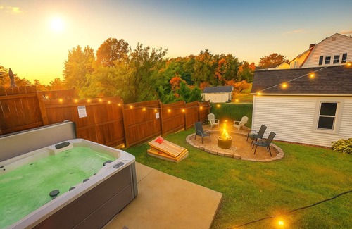 Springfield House | Bourbon Trail Hideaway: HotTub, Fire Pit, Walkable