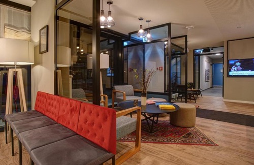 Langenhorn Hotel | Boutique 125 Hamburg Airport by INA