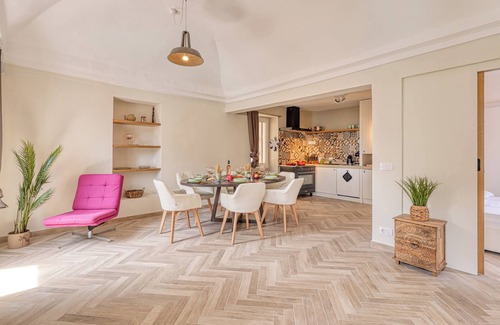 Old Town Apartment | Boutique Apartment Casa Del Giudice, Ventimiglia, Italy