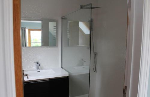 Wilby Apartment | Boutique double room with country village views
