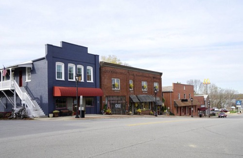 Clarksville Apartment | Boutique Guest Stay in Downtown Clarksville