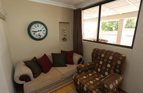 Mariental House | Boutique Guesthouse Mariental