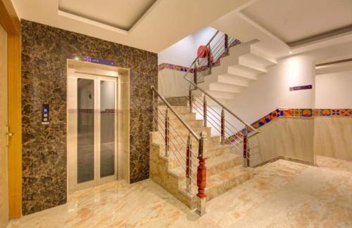 Mahipalpur House | Boutique Hotel Almora - Opposite Aerocity With Free Airport Pickup