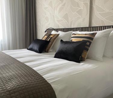 Badhoevedorp Hotel | Boutique Hotel Hans - Amsterdam Schiphol Airport