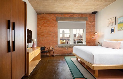 Downtown Dallas Hotel | Boutique Lodging Experience Near Dallas City Center! Pet-friendly