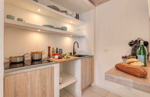 Ventimiglia House | Boutique Pool Apt. Balzi Rossi - Capri, Ventimiglia, Italy