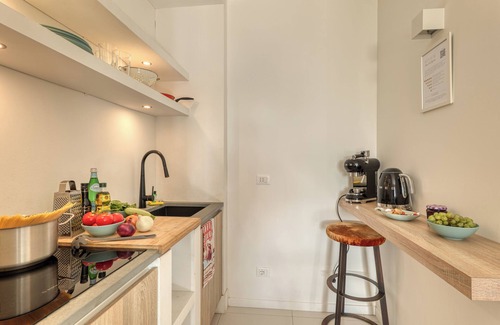 Ventimiglia House | Boutique Pool Apt. Balzi Rossi - Roma 4, Ventimiglia, Italy