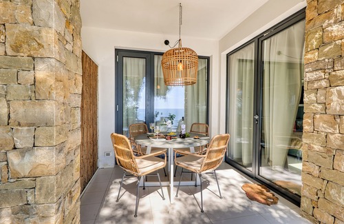 Ventimiglia House | Boutique Pool Apt. Balzi Rossi - Roma 2, Ventimiglia, Italy