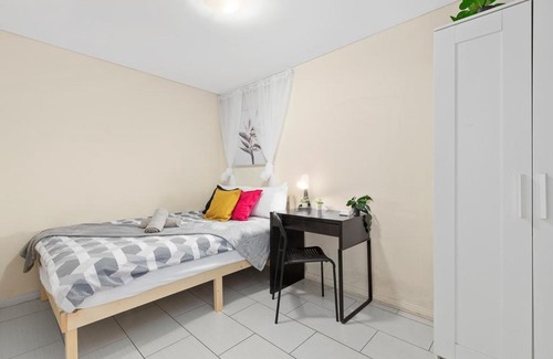 Chippendale Apartment | Boutique Private Room in Chippendale Terrace Room1