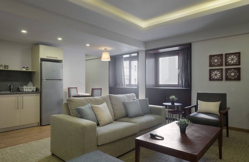 Zamalek Apartment | Boutique Residence Iconia-Lemon Spaces Zamalek