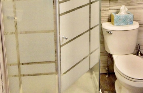 Chautauqua Cabin | Boutique room at the Magnolia Lodge in Chautauqua