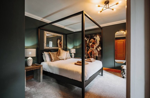 Shrewsbury House | Boutique Shrewsbury Rooms
