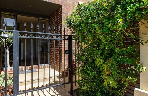 Brighton House | BOUTIQUE STAYS - Brighton Abode