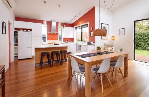 Mordialloc House | Boutique Stays - Mordi Beach House