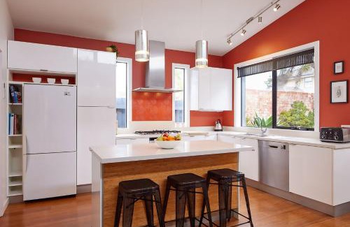 Mordialloc House | Boutique Stays - Mordi Beach House