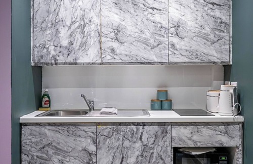 Sheffield Apartment | Boutique Studio with Designer Finishes – APT 16