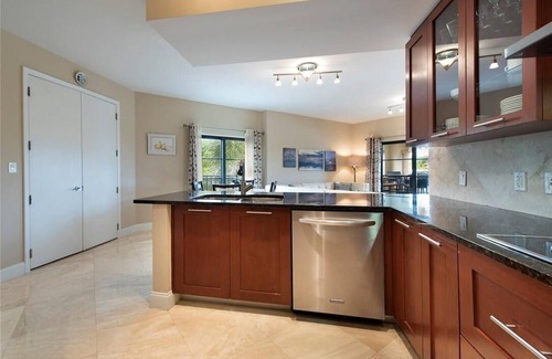 Lauderdale Beach Condo | Boutique Style Condo 2/2 in Ft. Lauderdale
