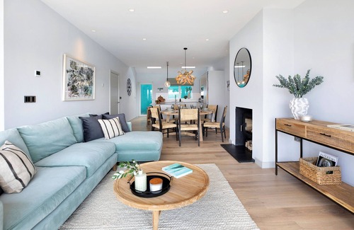 Plymouth House | Bovisand Harbour by Smart Welcomes