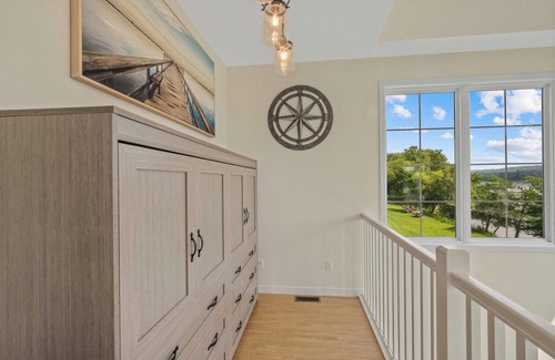 Ottawa House | Bow Wow on the River | 1 Bed, 1.5 Bath