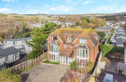 Weymouth Apartment | Bowleaze Beach Apartment