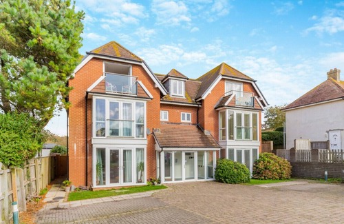 Weymouth Apartment | Bowleaze Beach Apartment