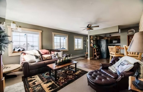 Boyne Falls Apartment | Boyne Mtn Views! 2BR w/Patio & Fire Pit Access