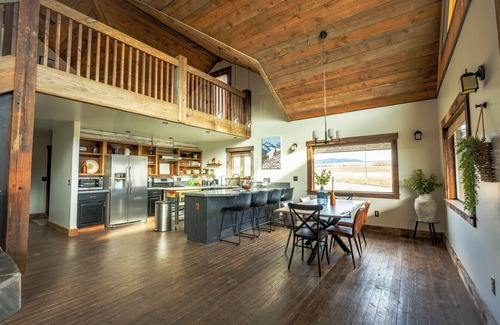 Bozeman House | Bozeman Country Retreat ~ Big Sky Views