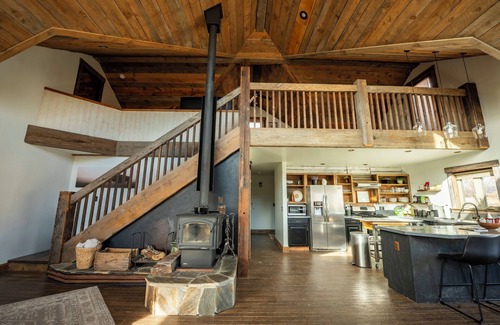 Bozeman House | Bozeman Country Retreat ~ Big Sky Views