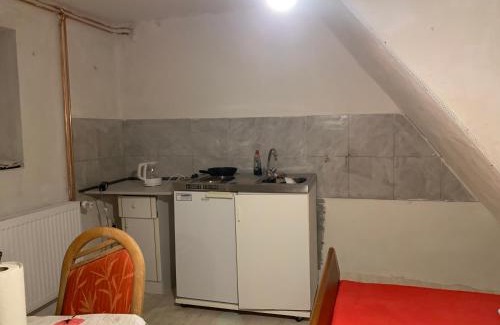 Erkeln Apartment | Brakel Monteu Wohnung 1