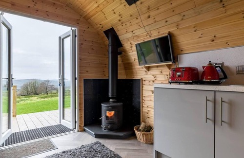 Leek Cabin | Brambles Farm Peak District Lodge