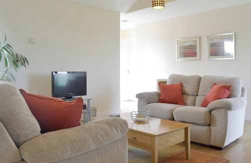 Lympsham Cottage | Bramley Cottage - UKC1701