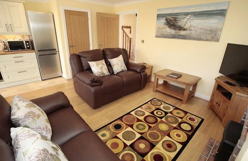 Horton House | Bramley Cottage - Two Bedroom House, Sleeps 4