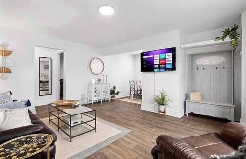 Mount Clemens Apartment | Brand New 1BR Flat | Clean & Cozy King Suite