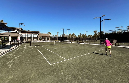 Venice Condo | Brand new 2 Bedroom/2 Bath Condo with Country club membership