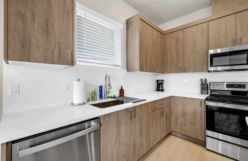 West Hazel Dell Apartment | Brand New 2-bedroom 2 bathroom apartment with AC, WiFi in lovely Vancouver