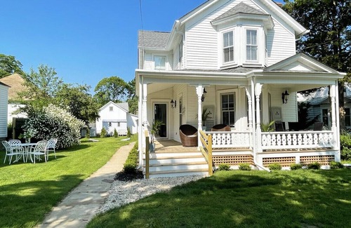 Greenport House | Brand new 2 bedroom, Greenport Village, walk to town Marina Views!