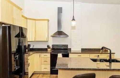 Burlington Apartment | Brand New 2 BR Downtown Burlington! 302N