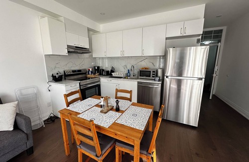 Richmond Hill House | Brand New 2 Storey Unit