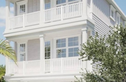 Cortez House | Brand New 3/2.5 house in Cortez, walking distance to Anna Maria Island beaches.