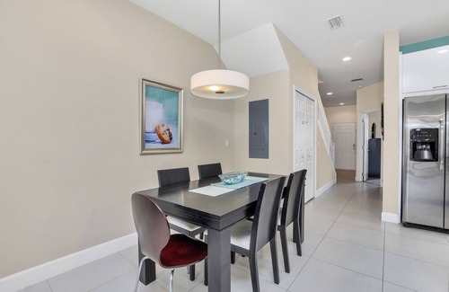 Clear Creek House | Brand New 3 bed Modern Town Home On a Luxury Development Close to Disney