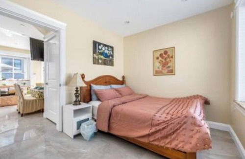 Killarney Villa | Brand new 3 bedroom brand new laneway house near public transit
