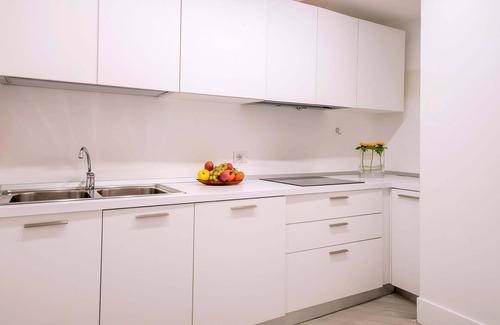 Sant'Agnello Apartment | Brand new 3BR 3BT lavish serviced central apartment with private pool and garden