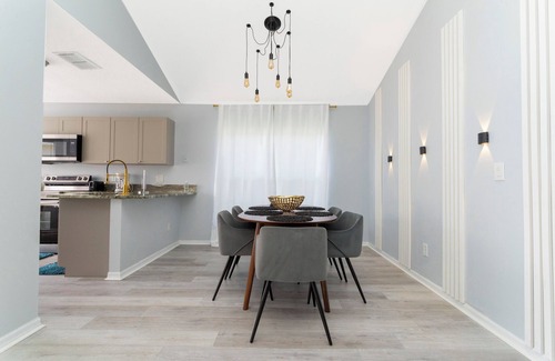 Kissimmee House | Brand New 4BR Home w/ Mickey & Frozen Rooms – 10min to Disney!
